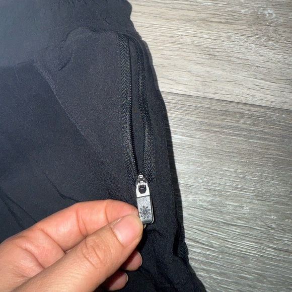 Athleta Girl Black All Play 3" Active Short size 12 - Picture 8 of 11